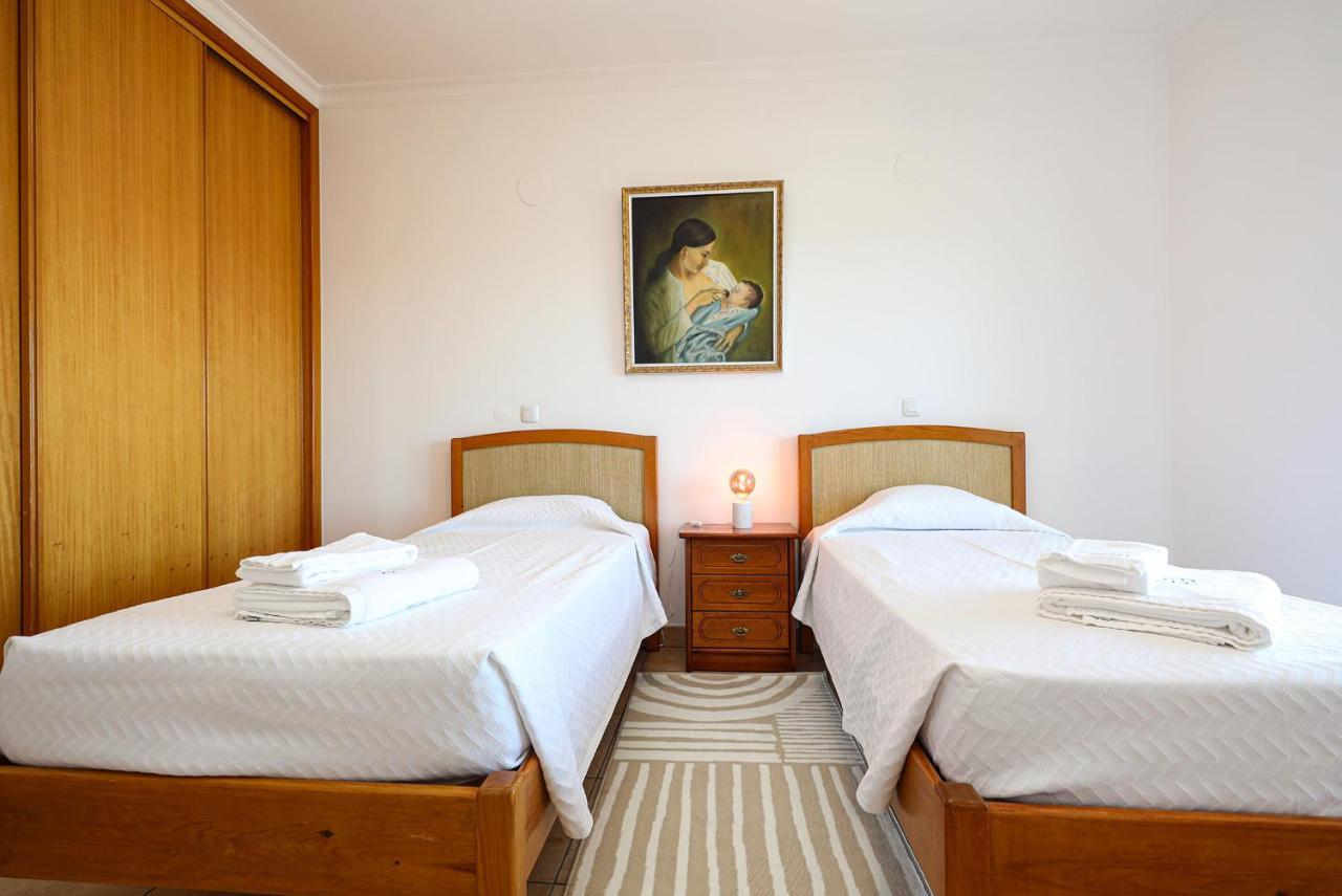 B80 - Gideon Albasol 2 Apartment In Lagos Kültér fotó
